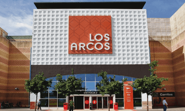 Diseño prestacional centro comercial «Los Arcos»