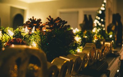 Colocar árbol de navidad con precaución ante incendios